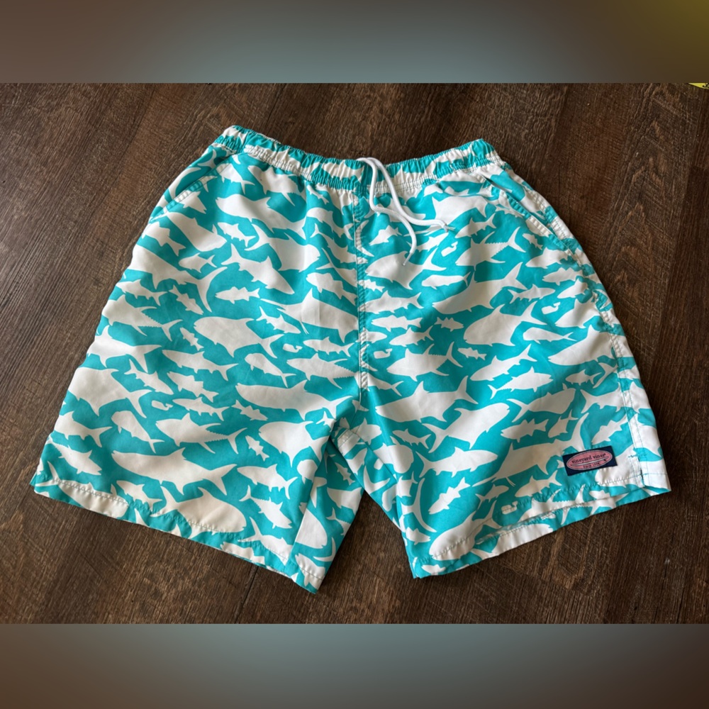 Vineyard Vines Sz M Blue/White Shark Swim Trunks with Pockets & Back Pocket